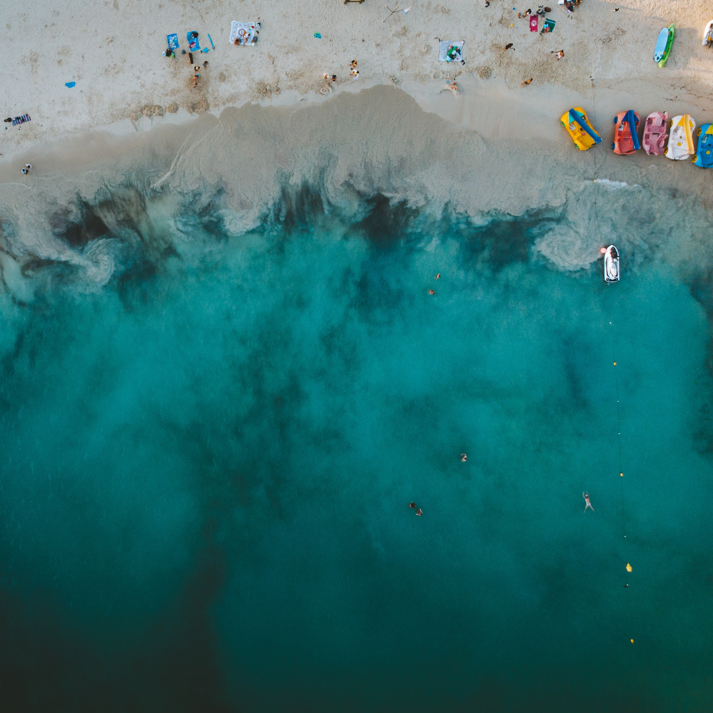 guzman-barquin-8US0LNrYScs-unsplash_square